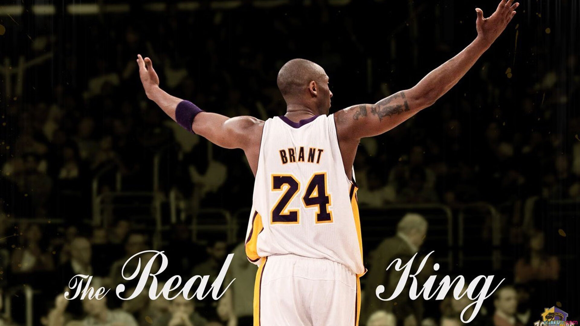 Uzi在快船比赛中比赛局势复杂，反败为胜引发热议！全场沸腾不已