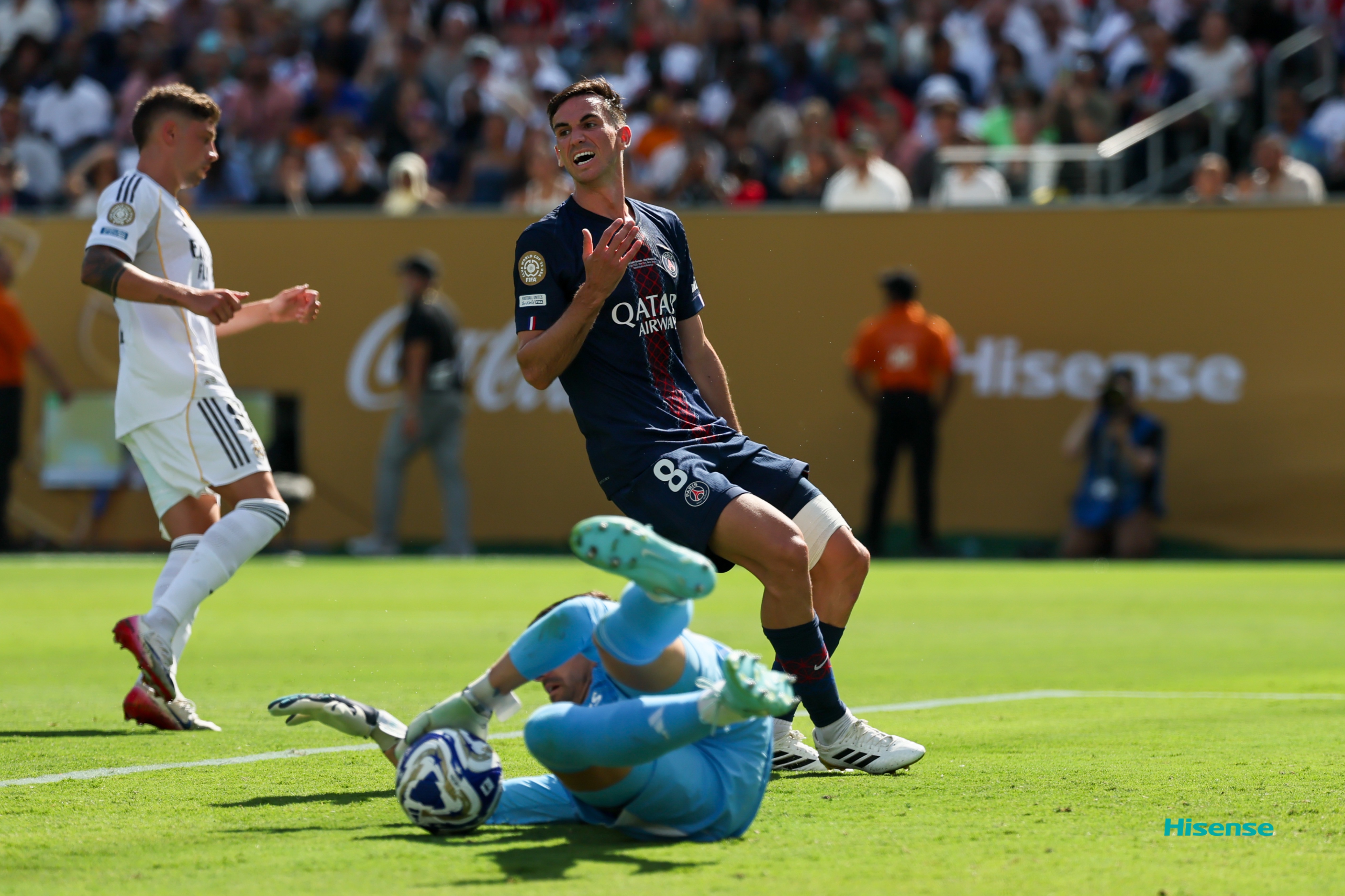 周末世界杯焦点战!马德里竞技迎战切尔西,险胜或上演 周末世界杯焦点战!马德里竞技迎战切尔西,险胜或上演